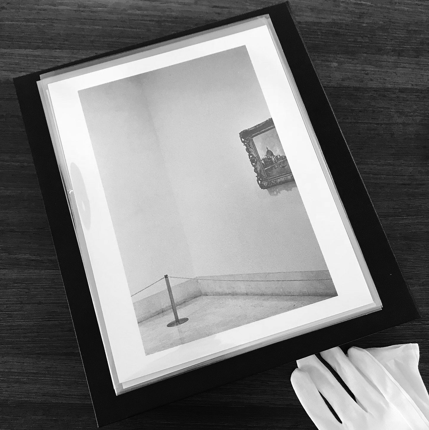 Untitled (corner and painting)